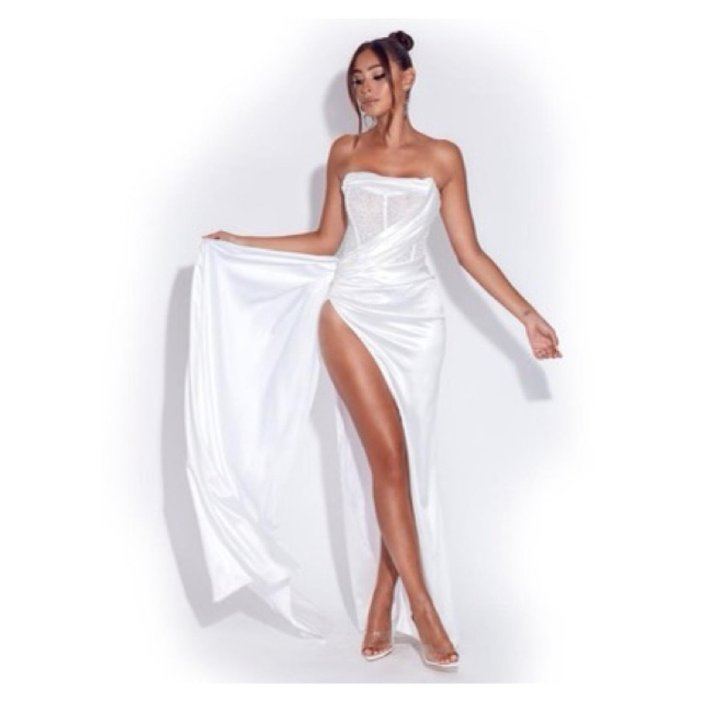 HOLLY WHITE CRYSTALLIZED CORSET HIGH SLIT SATIN GO